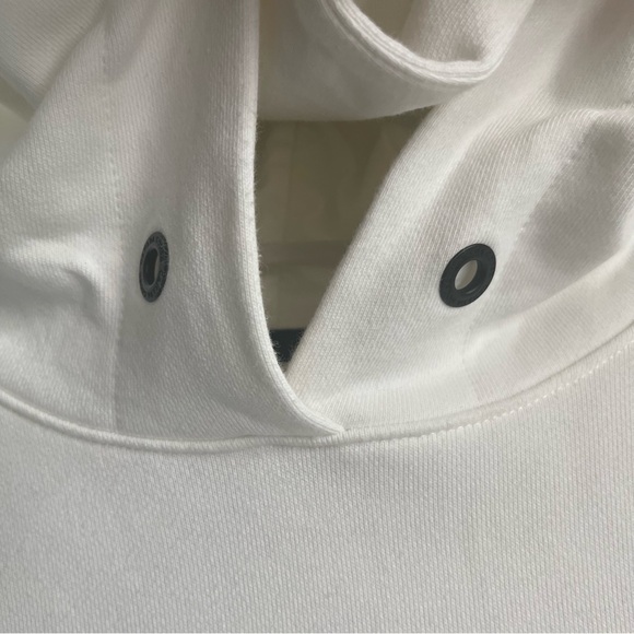 Canada Goose Kangaroo Pocket Pullover Hoodie - Picture 7 of 8